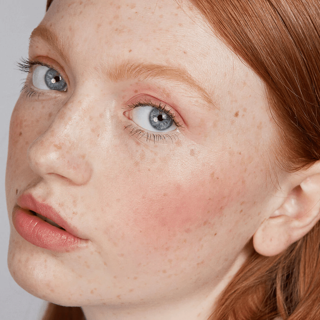 woman with fair skin tone wearing Peach Lip-to-Lid Balmie