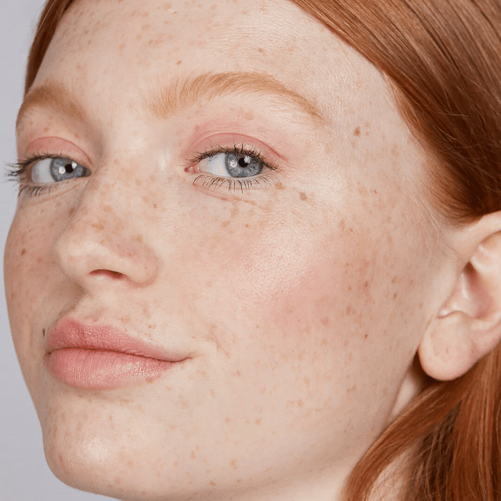 woman with fair skin tone wearing Sorbet Lip-to-Lid Balmie